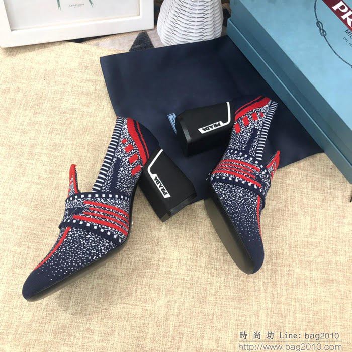 PRADA普拉達 2019頂級版本 刺繡系列 春夏時尚 粗跟方頭單鞋 網紅同款  ljl1040